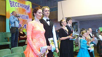 Сергей и Анастасия Усиковы, бальные танцы для взрослых и детей начинающих и продолжающих